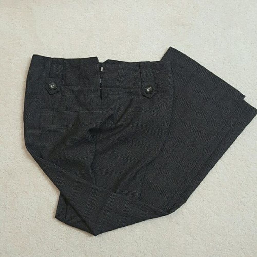 Dark plaid pants - Picture 6 of 7